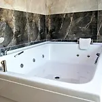 3 Bedroom - Close To The Center וילה פאטהיה