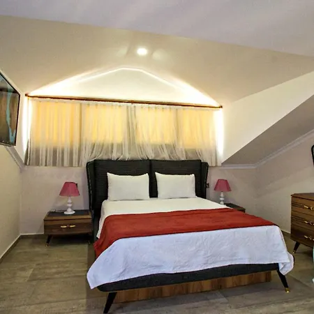 Villa 3 Bedroom - Close To The Center