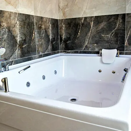 3 Bedroom - Close To The Center Villa Fethiye