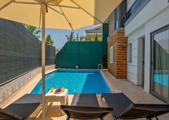 3 Bedroom - Close To The Center וילה