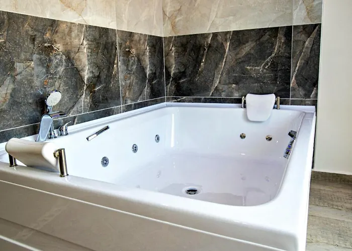 3 Bedroom - Close To The Center וילה פאטהיה